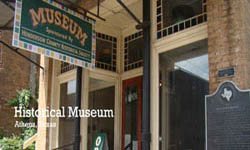 Henderson County Historical Museum
