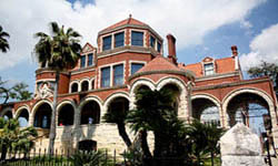 Moody Mansion